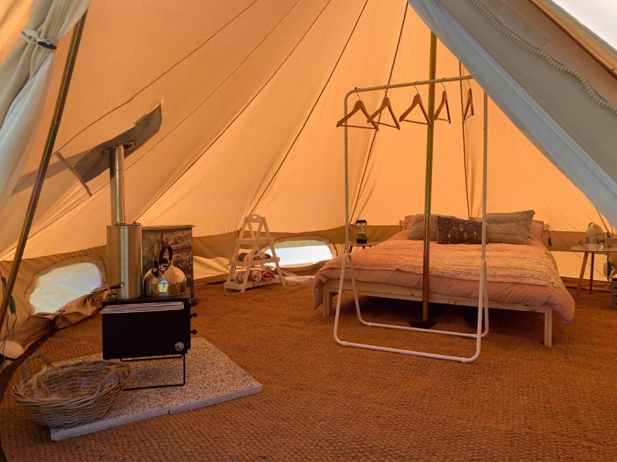 Au Pre Fleuri Eco Glamping Hotell Le Lindois Exteriör bild