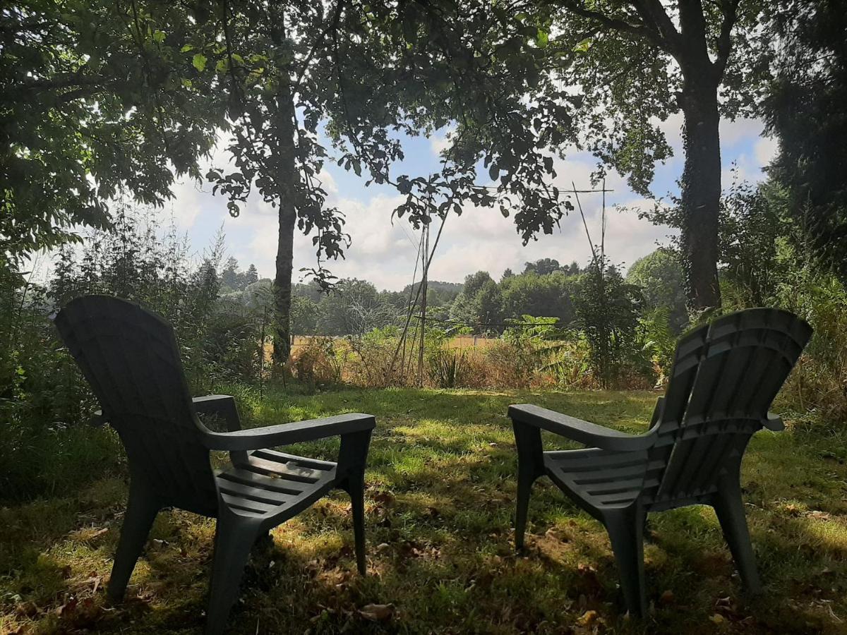 Au Pre Fleuri Eco Glamping Hotell Le Lindois Exteriör bild